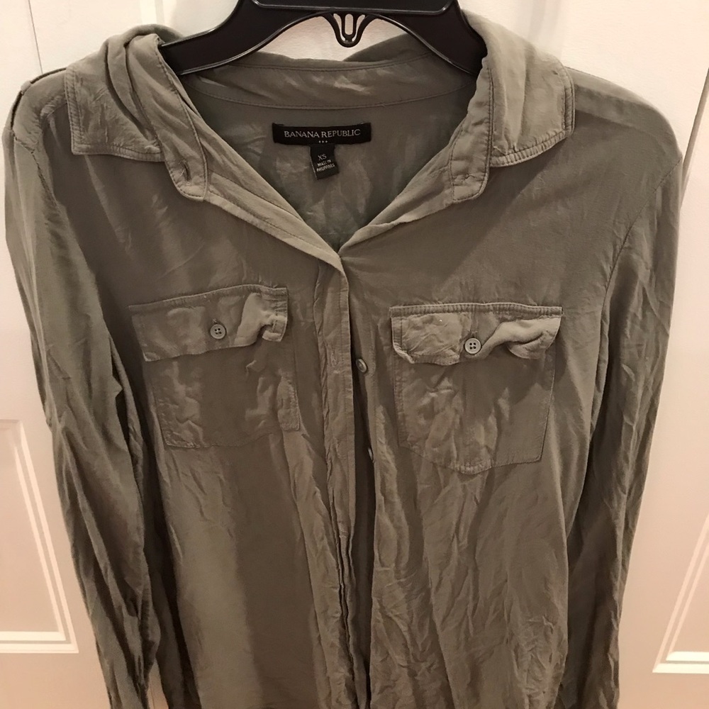 Banana republic button down shirt